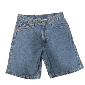 LEVI’S 550 Denim Short Size 30 (fits 28 inches)